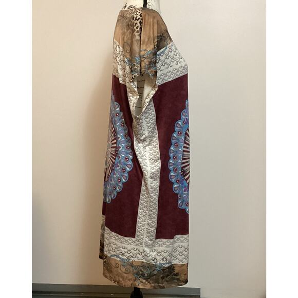 Isle Apparel Shift Dress Tunic Medallion Mandala Slinky Stretchy Made in Turkey - Picture 6 of 12